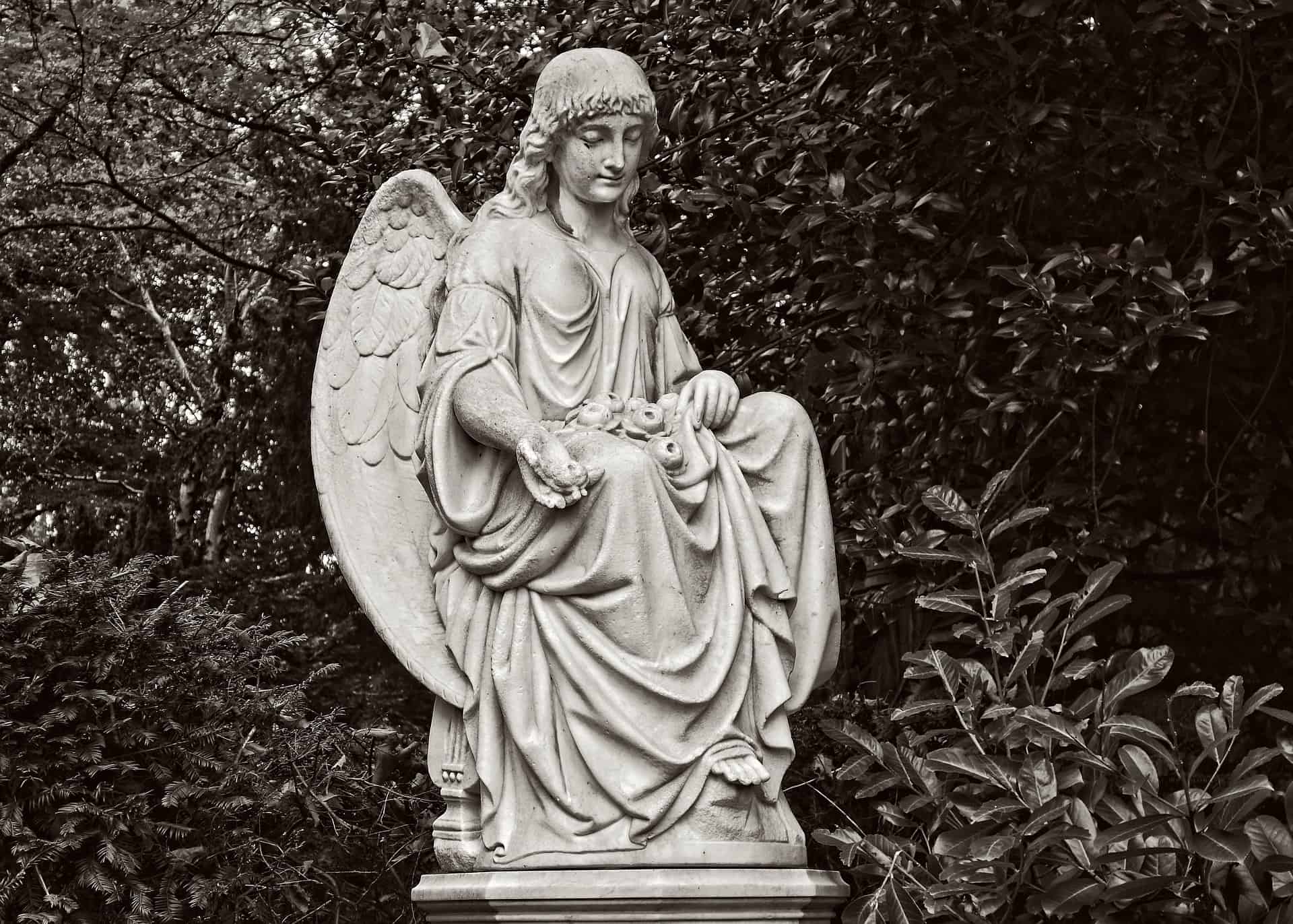 sculpture-2870237_1920